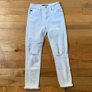 High waisted white ankle cropped jeans